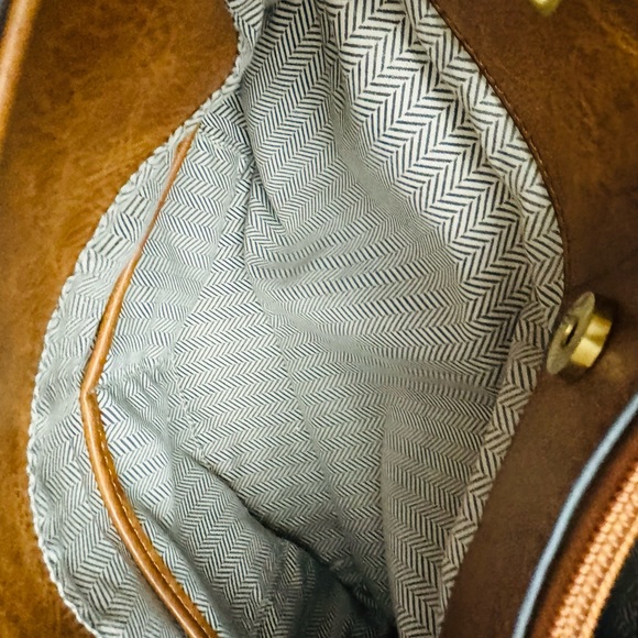 Jen &Co Hobo bag. Vegan - Picture 3 of 6